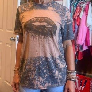 Women's boutique shirt sz. Small
